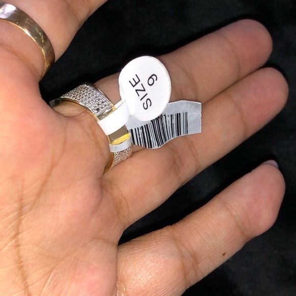 REAL DIAMOND Ring not CZ not moissanite UNBEATABLE - Picture 8 of 10